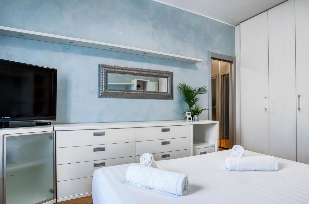 Ferienwohnung Joivy Vibrant Flat With Balcony Mailand Exterior foto